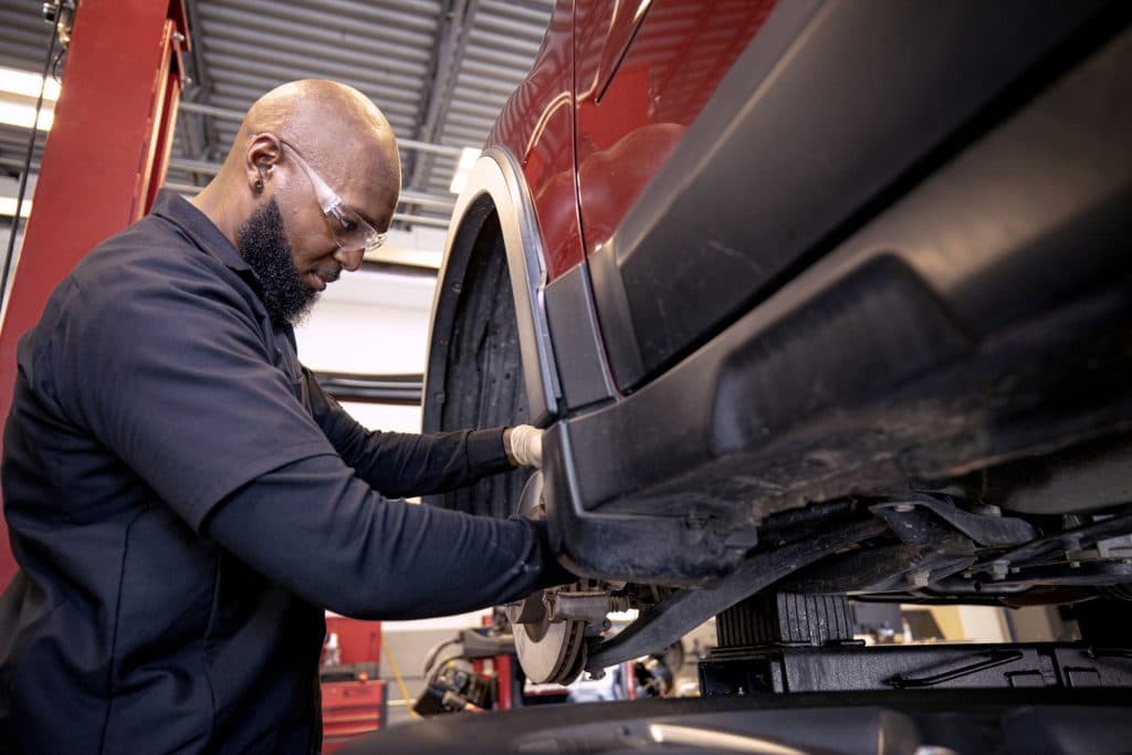 5 Signs That Your Car Needs a Brake Check